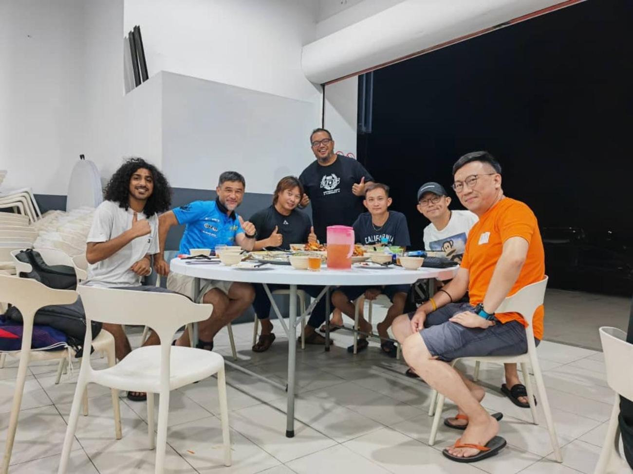 Boxinn The Kontena Home Semporna Esterno foto