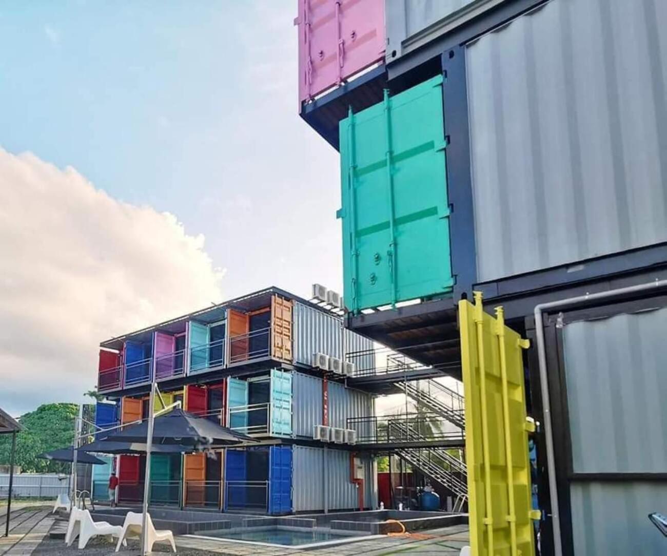 Boxinn The Kontena Home Semporna Esterno foto