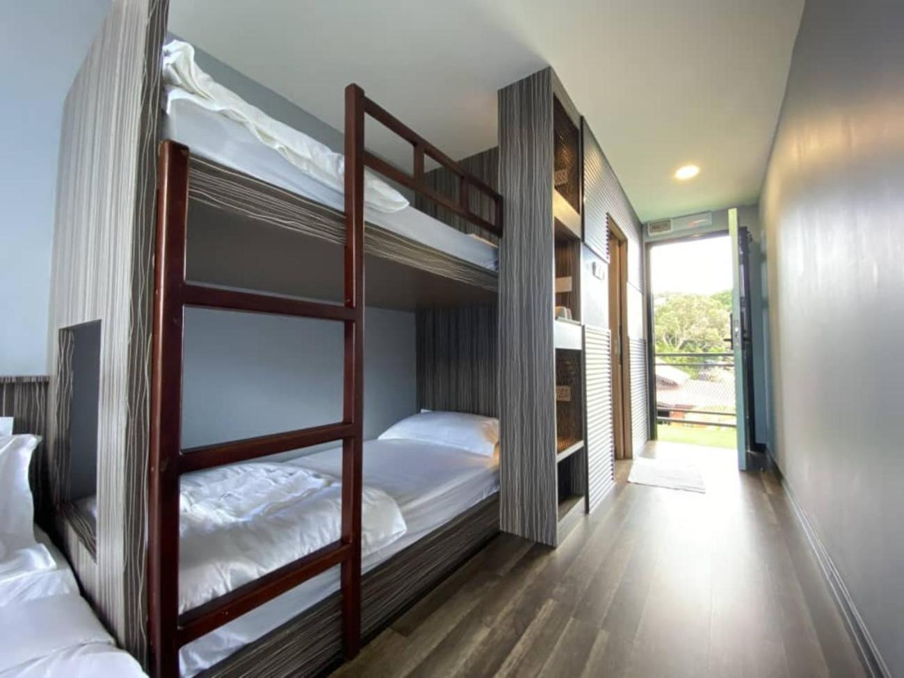 Boxinn The Kontena Home Semporna Esterno foto